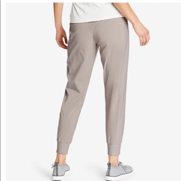 Eddie Bauer Trail Tight Hybrid Joggers - Picture 2 of 5